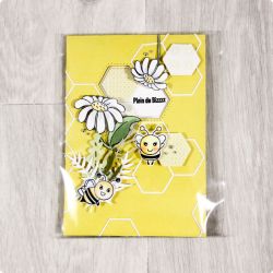 Protective pockets for rectangular cards - Scrapbooking tools